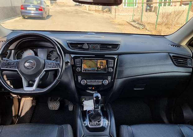 Nissan Rogue
