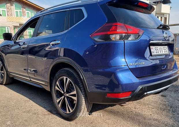 Nissan Rogue