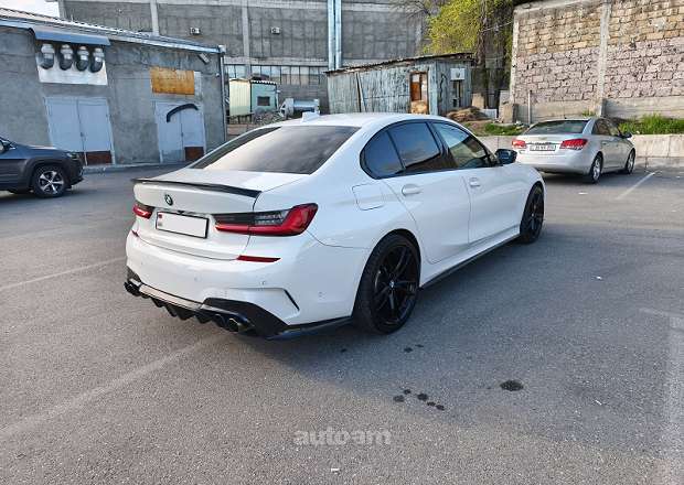 BMW 330 2021 — լուսանկար 2