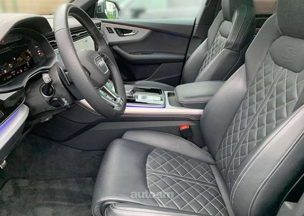 Audi Q8