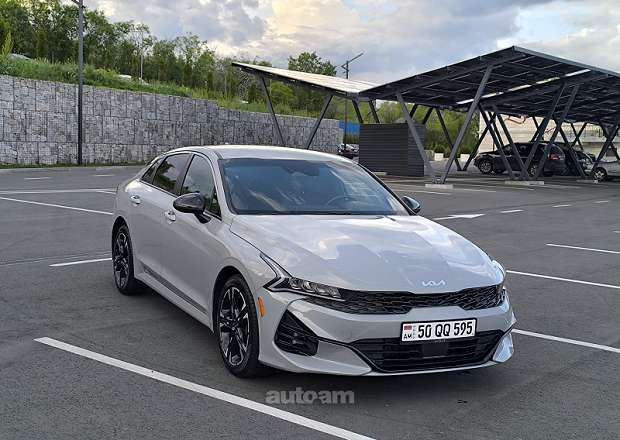 Kia K5 2021 — photo 1