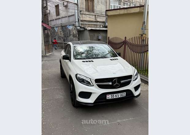 Mercedes-Benz GLE 400