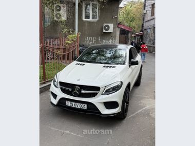 Mercedes-Benz GLE 400  2015 