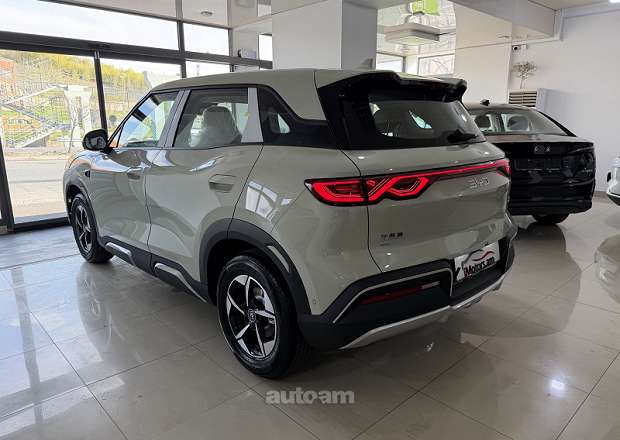 BYD Yuan Up