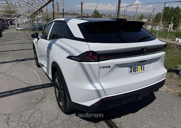 Changan Deepal S07