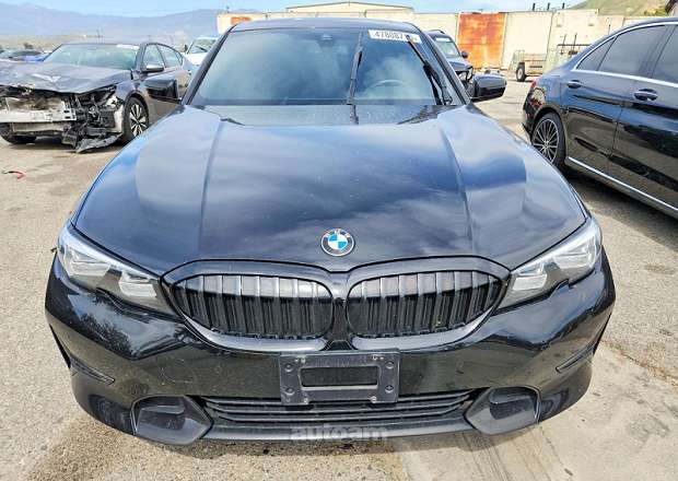 BMW 330