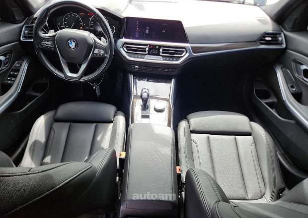 BMW 330