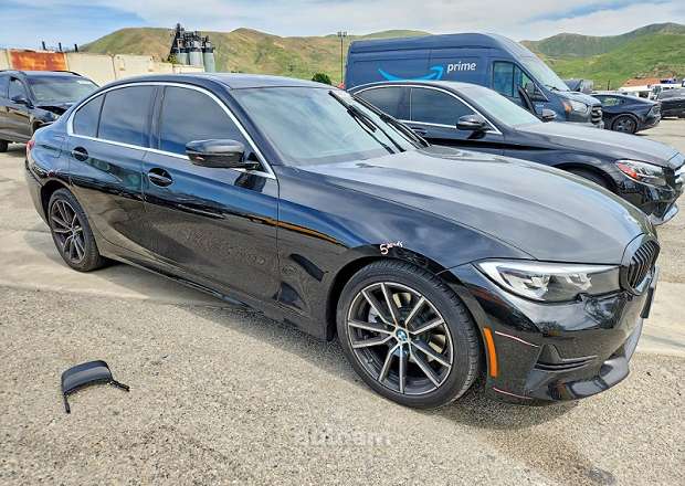 BMW 330