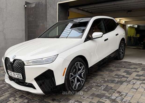 BMW iX