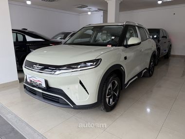 BYD Yuan Up  2025 