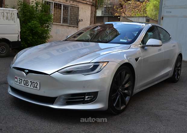 Tesla Model S 2017 — լուսանկար 1