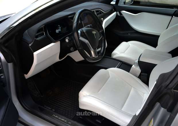 Tesla Model S 2017 — լուսանկար 12