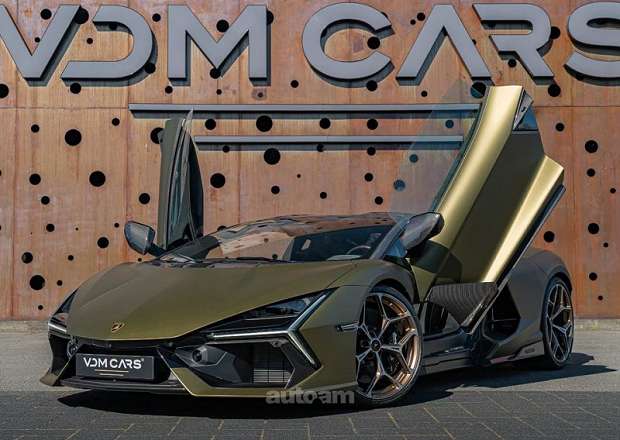 Lamborghini Revuelto