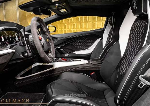 Lamborghini Revuelto