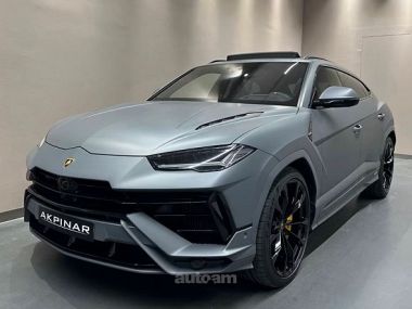 Lamborghini Urus  2024 