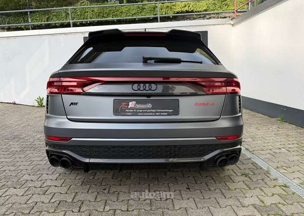 Audi RSQ8