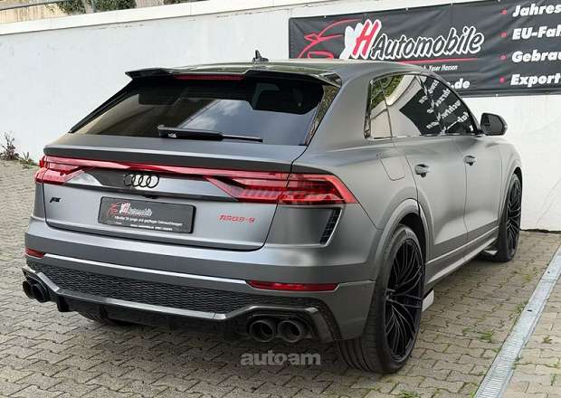 Audi RSQ8