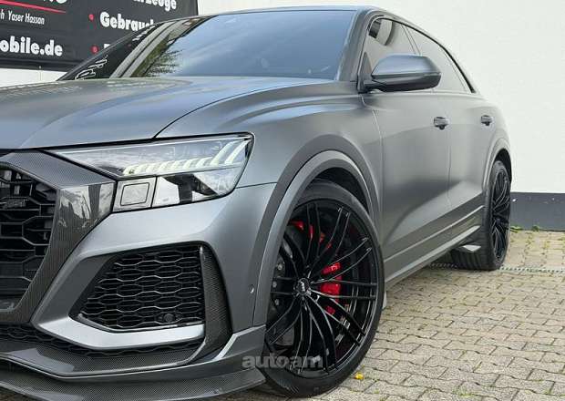 Audi RSQ8