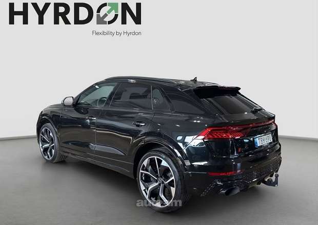 Audi RSQ8