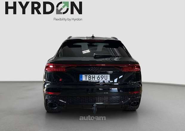 Audi RSQ8