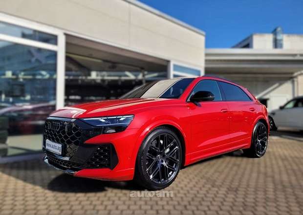 Audi RSQ8