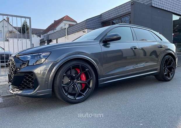 Audi RSQ8