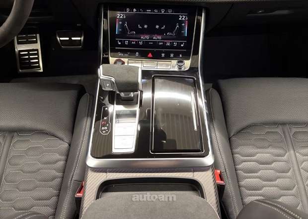Audi RSQ8