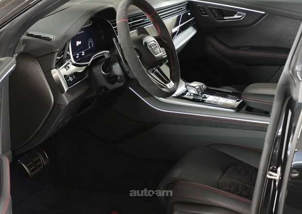 Audi RSQ8