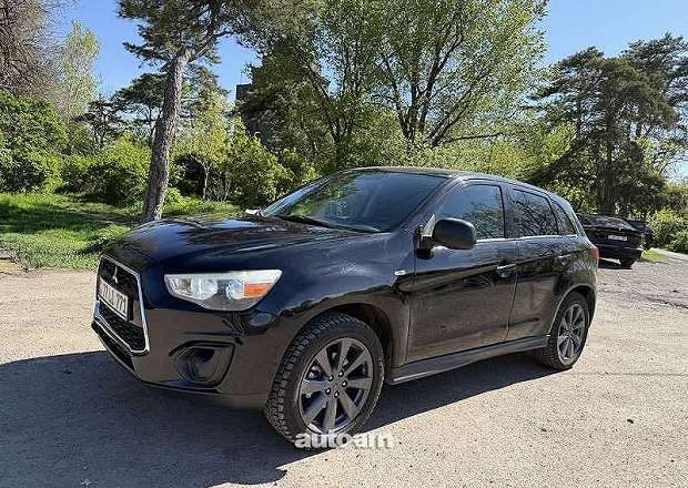 Mitsubishi Օutlander Sport