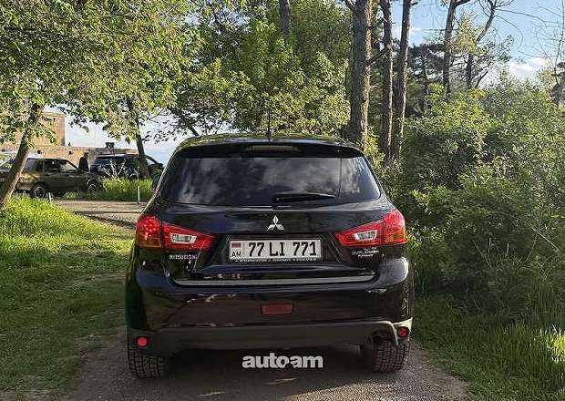 Mitsubishi Օutlander Sport