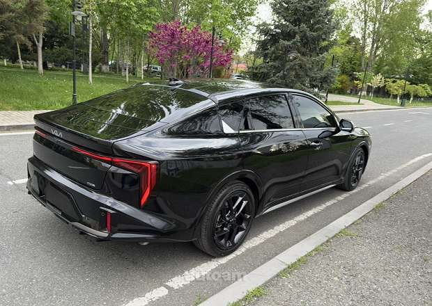 Kia K4