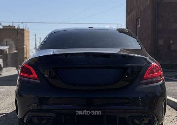 Mercedes-Benz C 300