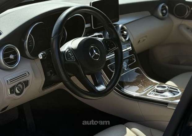 Mercedes-Benz C 300