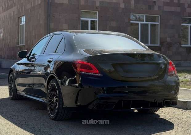 Mercedes-Benz C 300