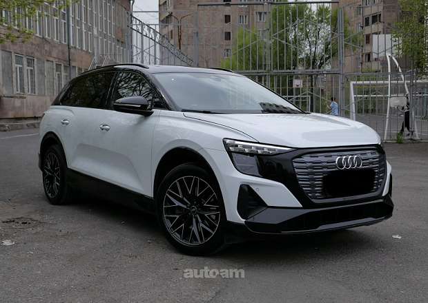 Audi Q5 e-tron