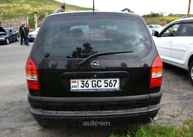Opel Zafira 1999 — լուսանկար 12