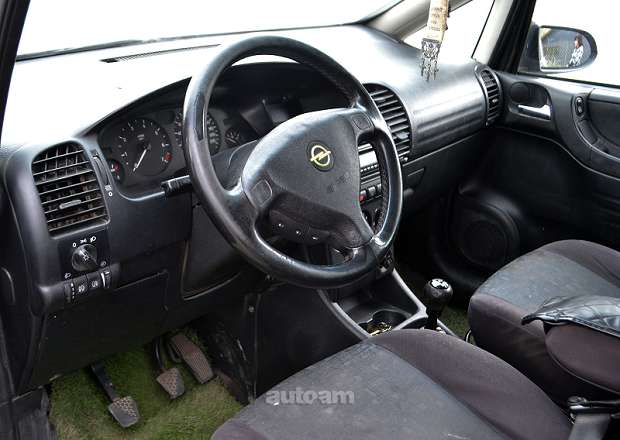 Opel Zafira 1999 — լուսանկար 9