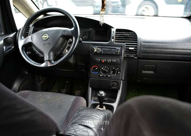 Opel Zafira 1999 — լուսանկար 7