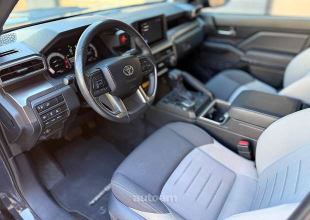 Toyota Tacoma