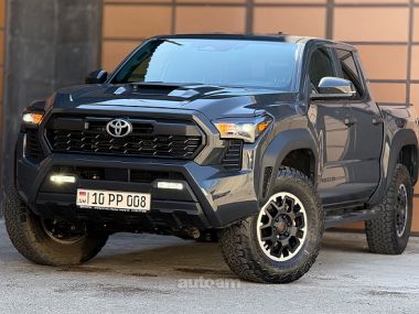 Toyota Tacoma  2024 