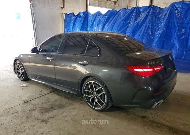 Mercedes-Benz C 300