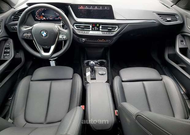 BMW 228