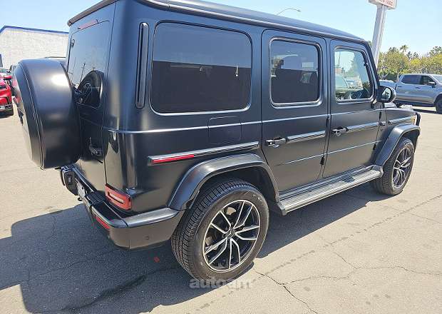 Mercedes-Benz G 550