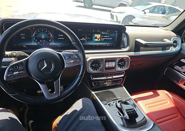 Mercedes-Benz G 550