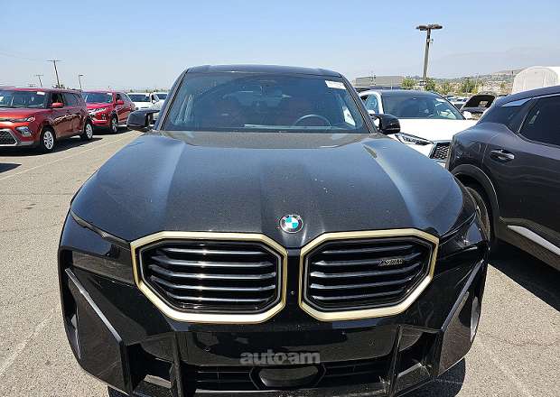 BMW XM