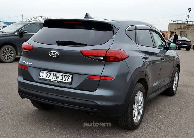Hyundai Tucson 2019 — լուսանկար 15