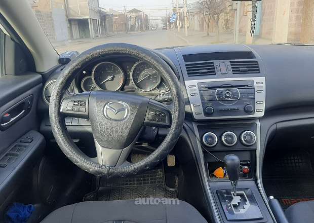 Mazda 6 2011 — լուսանկար 1