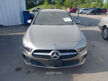Mercedes-Benz A 220  2020 