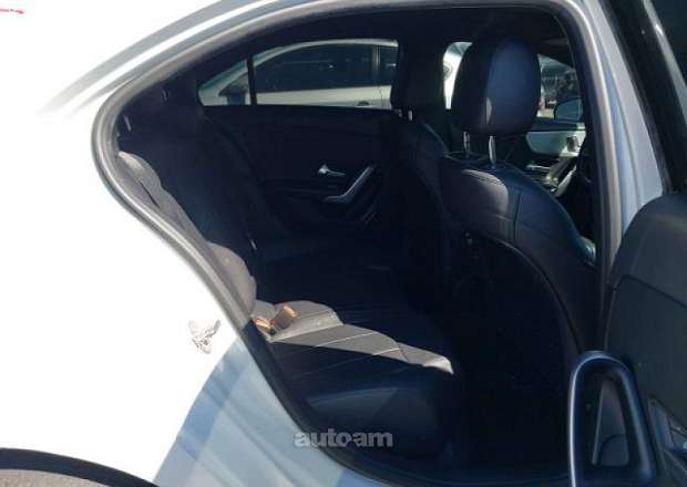 Mercedes-Benz A 220