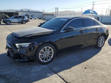 Mercedes-Benz A 220  2022 